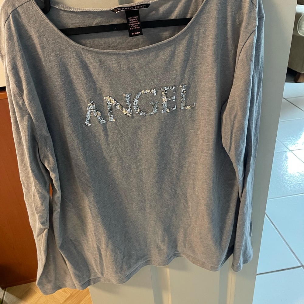 VICTORIA’S SECRET SHIRT